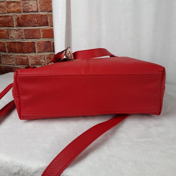 Jewell Elegant Red Tote Bag - Picture 7 of 15